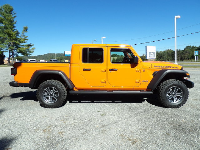 New 2026 Jeep Gladiator Mojave AWD/4WD image 6