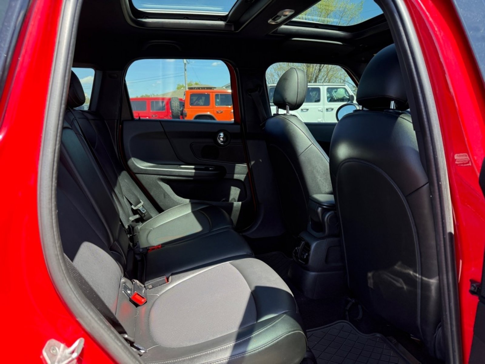 Used 2021 MINI Cooper Countryman ALL4 AWD/4WD image 13