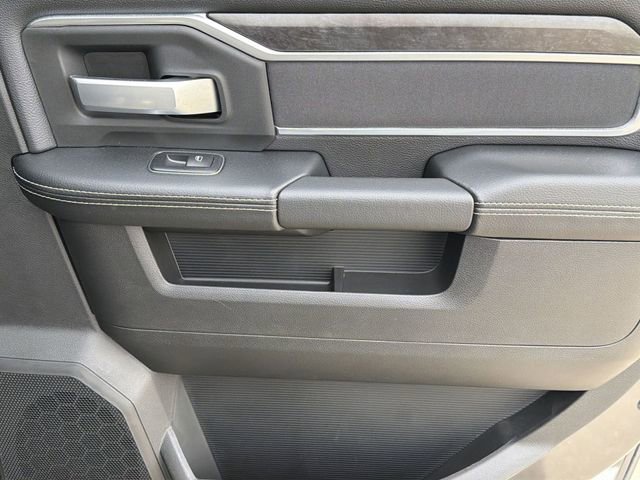 Used 2024 RAM 3500 Big Horn w/ Sport Appearance Package image 37