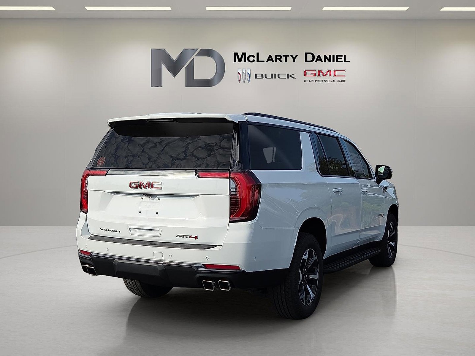 New 2026 GMC Yukon XL AT4 image 5