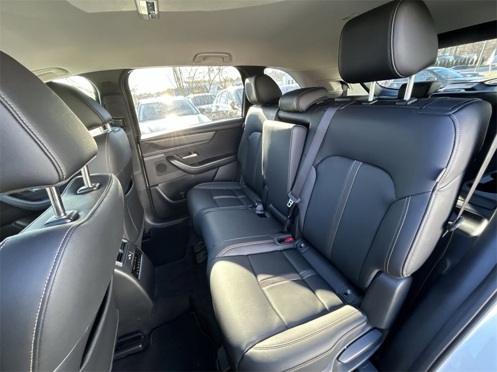 Certified 2025 MAZDA CX-90 3.3 Turbo w/ Select Package image 23