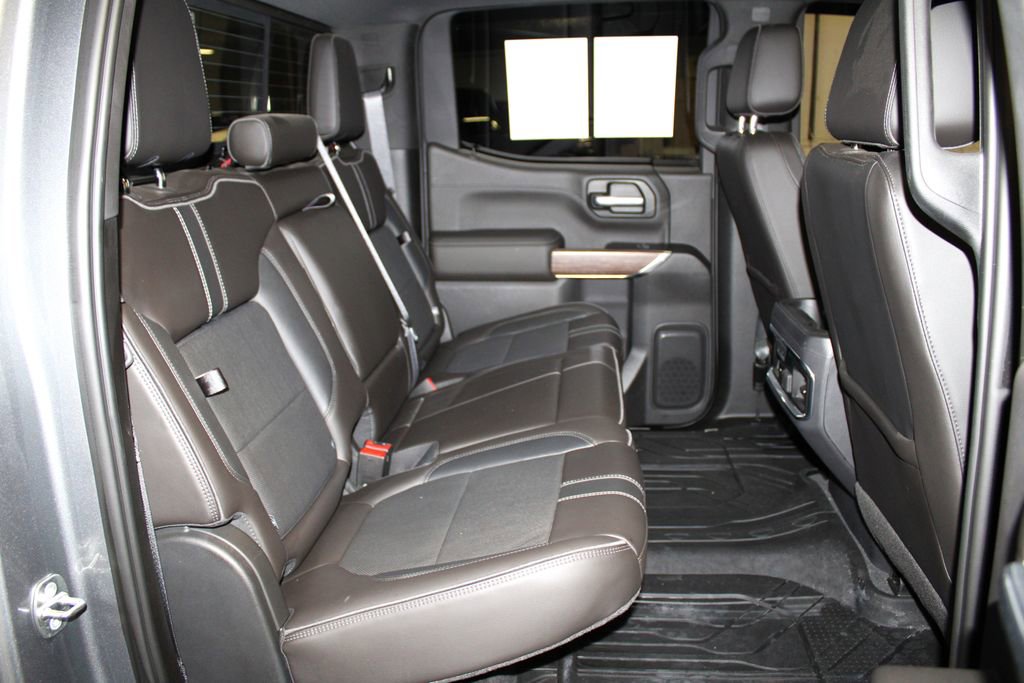 Used 2019 Chevrolet Silverado 1500 High Country w/ High Country Premium Package image 32