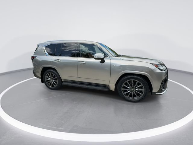 Used 2023 Lexus LX 600 F Sport w/ Accessory Package (Z1) image 2