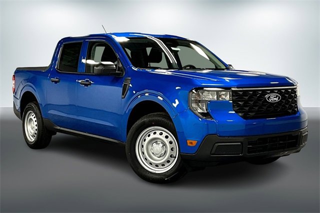 New 2025 Ford Maverick XL w/ Equipment Group 102A