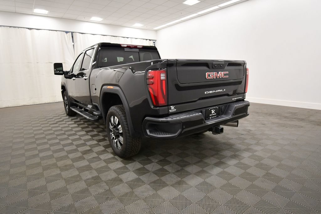 Used 2025 GMC Sierra 2500 Denali w/ Technology Package AWD/4WD image 5