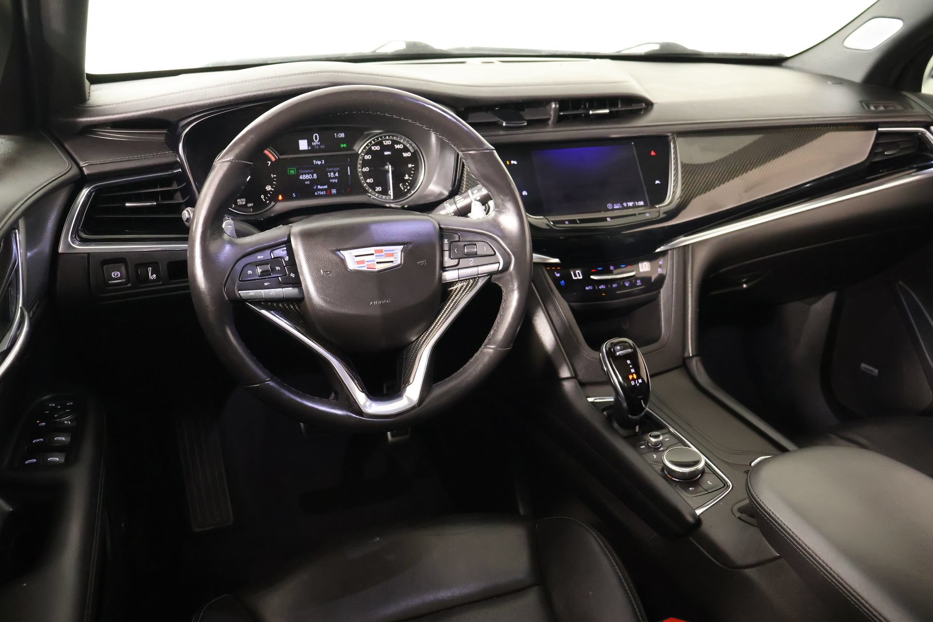 Used 2020 Cadillac XT6 Sport AWD/4WD image 2