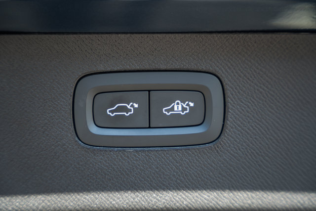 Certified 2026 Volvo XC90 B6 Ultra AWD/4WD image 11