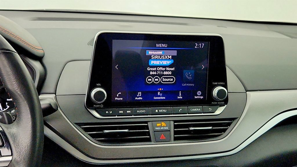 Used 2023 Nissan Altima 2.5 SR AWD/4WD image 17