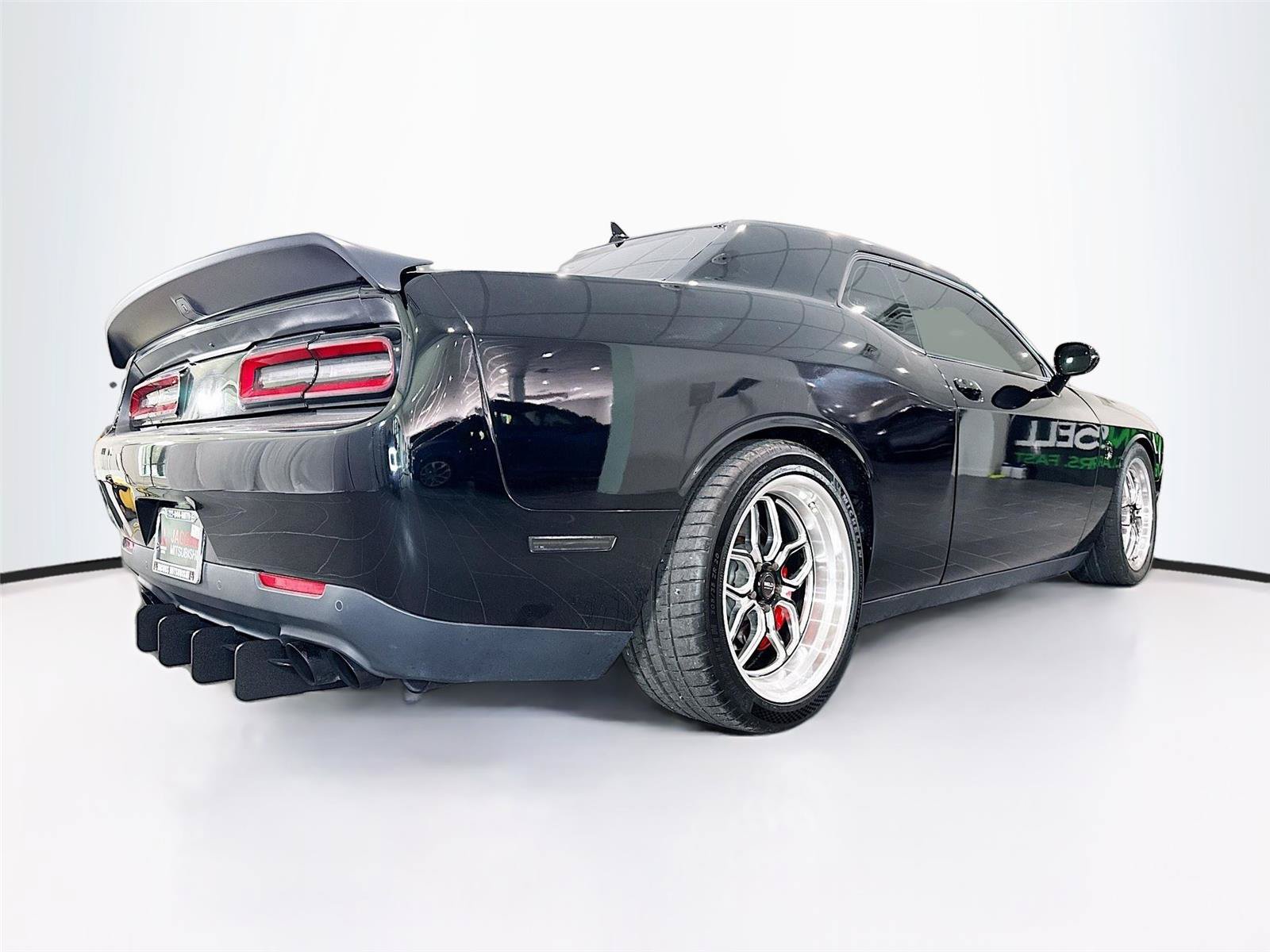 Used 2022 Dodge Challenger SRT Hellcat Redeye RWD image 5