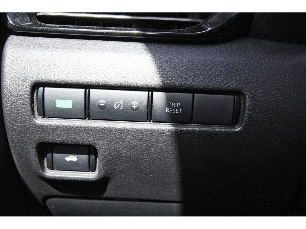 Used 2024 Nissan Sentra SV image 19