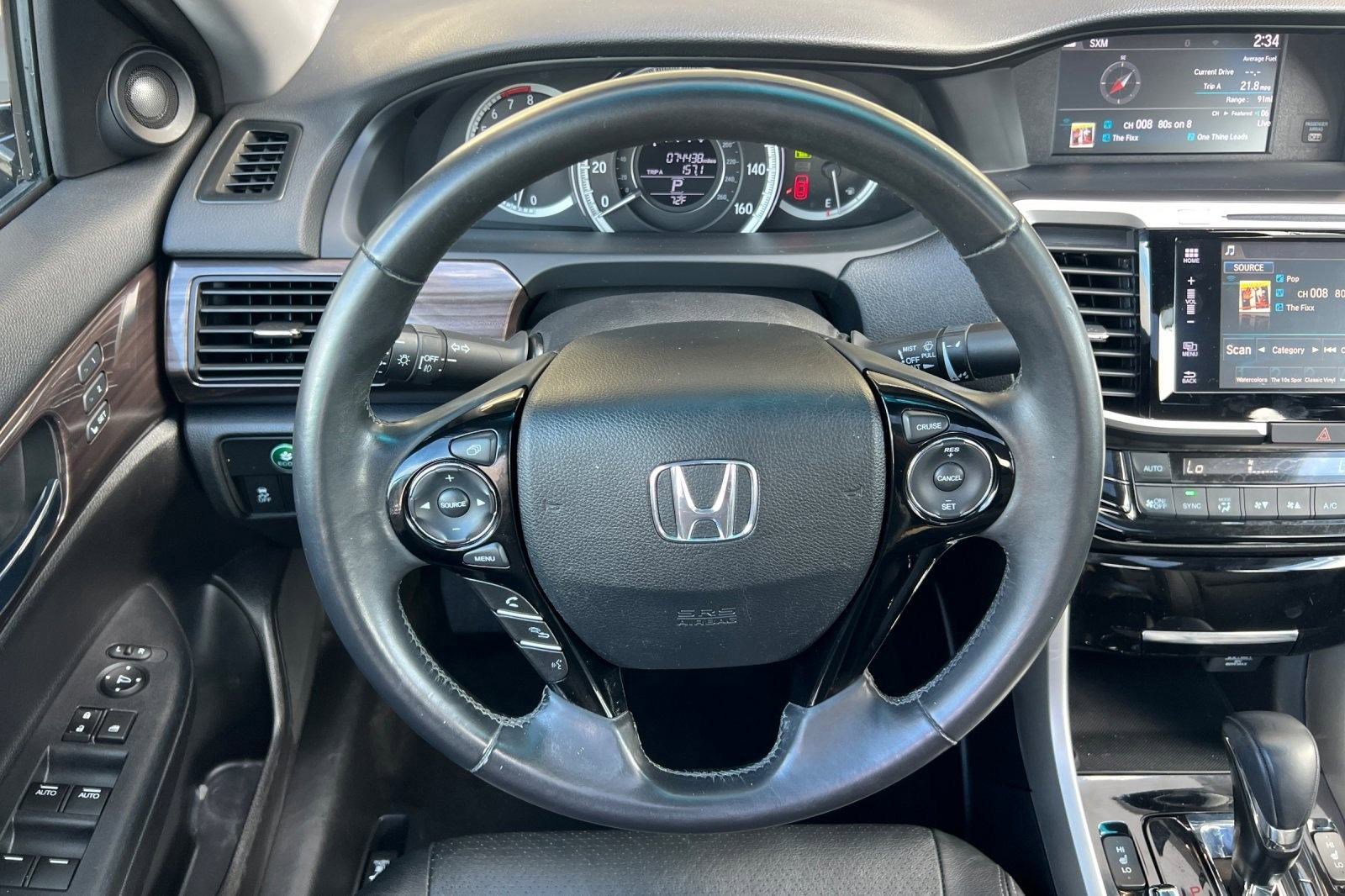 Used 2017 Honda Accord EX-L image 27