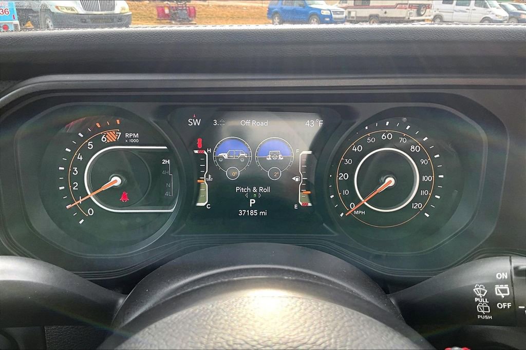 Used 2025 Jeep Wrangler Unlimited Rubicon AWD/4WD image 20