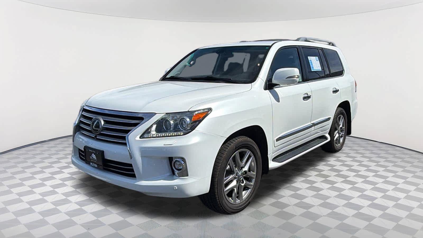 Used 2015 Lexus LX 570 4WD image 1