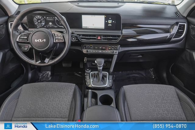 Used 2024 Kia Seltos S FWD image 19