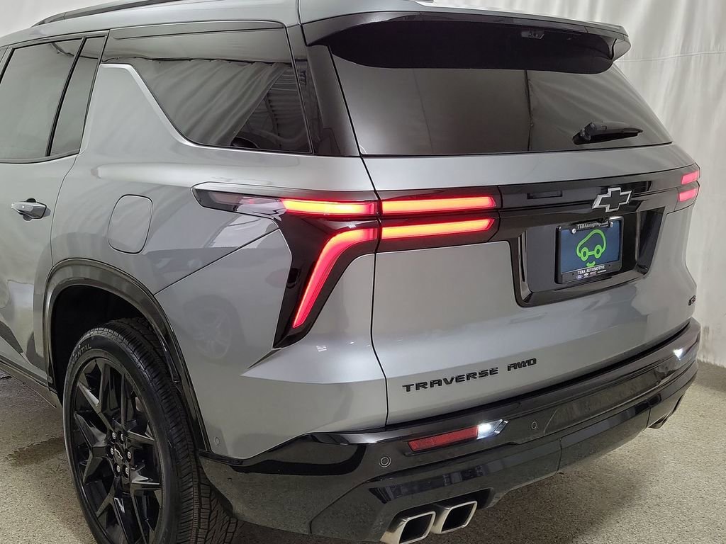 Certified 2024 Chevrolet Traverse RS w/ LPO, Floor Liner Package image 6