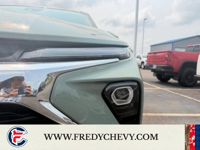 Used 2025 Chevrolet TrailBlazer LT AWD/4WD image 9