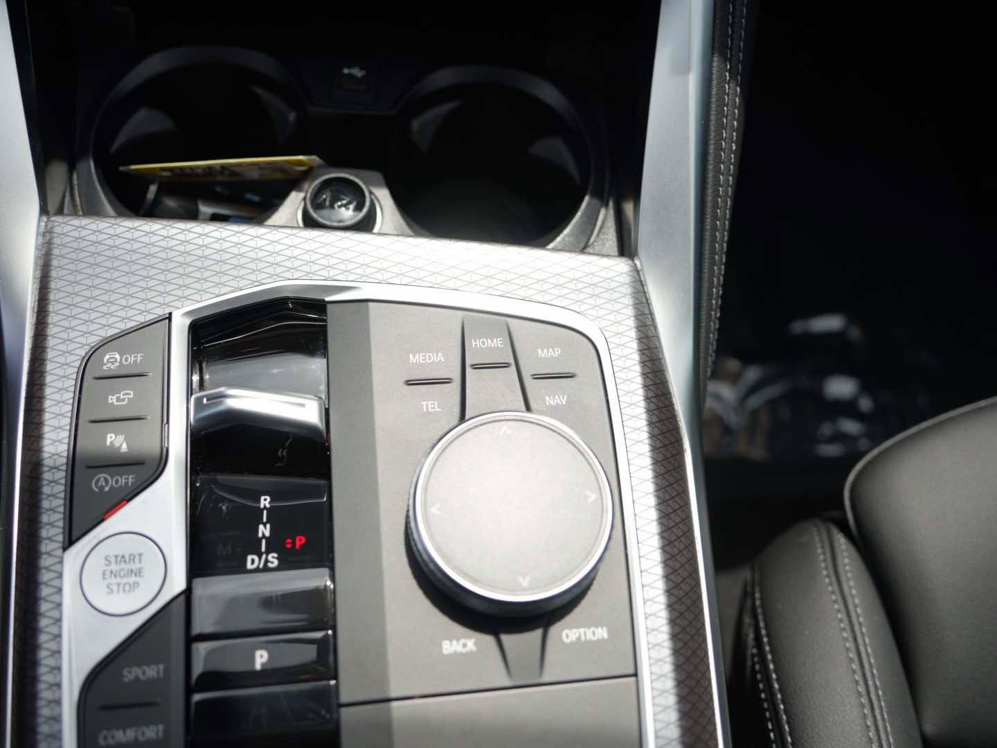 Used 2025 BMW M440i RWD image 16