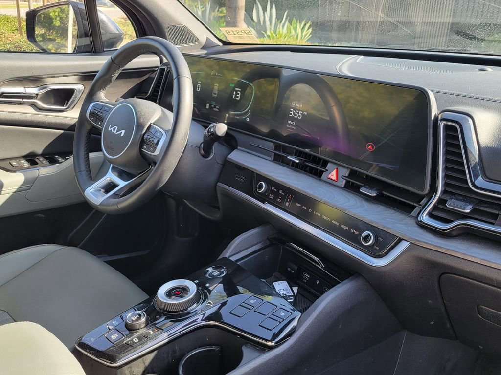 Certified 2025 Kia Sportage X-Line AWD/4WD image 10