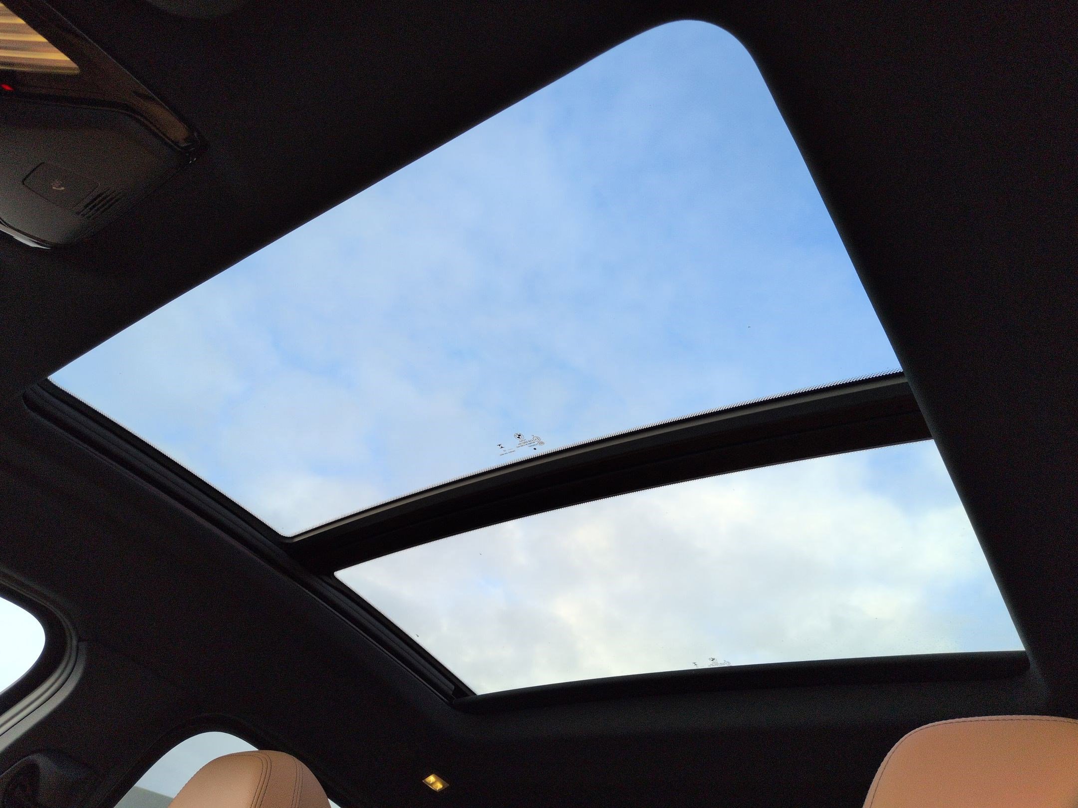 Used 2025 BMW X4 xDrive30i w/ Premium Package image 28