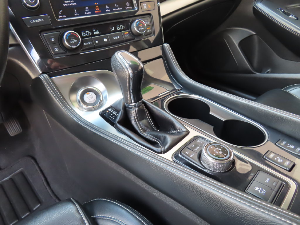 Used 2023 Nissan Maxima SL FWD image 19
