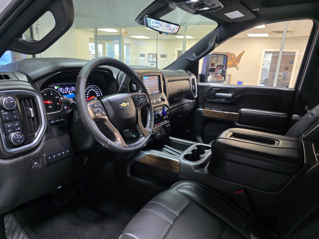 Used 2021 Chevrolet Silverado 3500 High Country w/ Z71 Off-Road Package AWD/4WD image 17