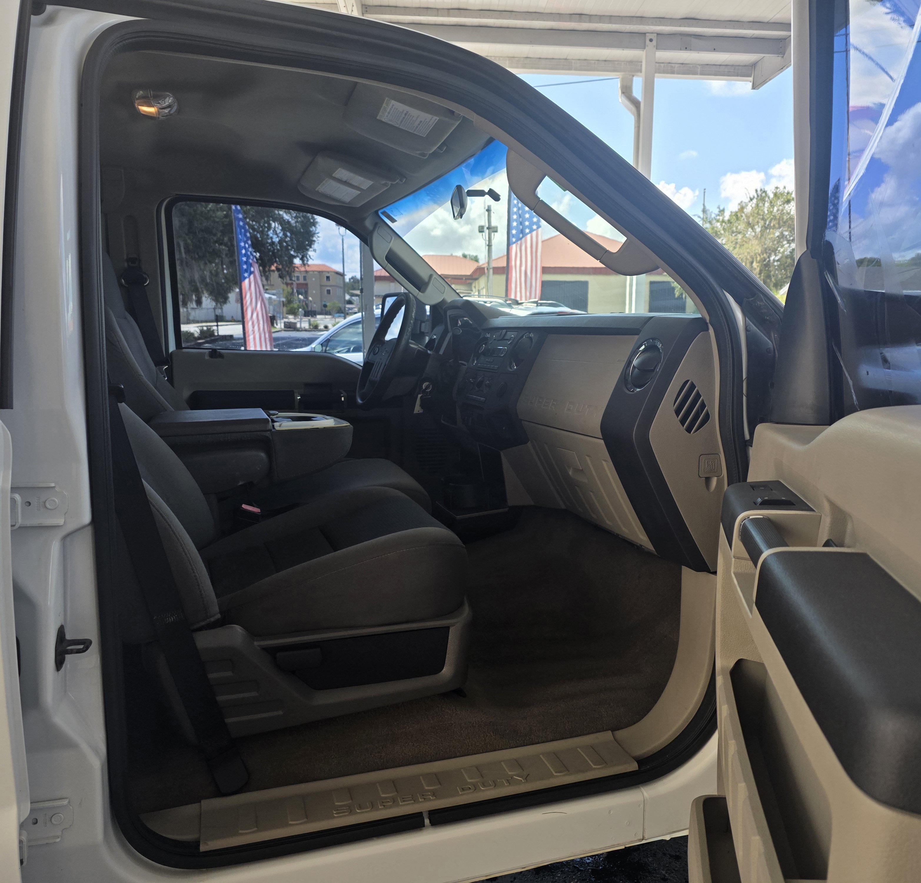 Used 2010 Ford F250 XL AWD/4WD image 25