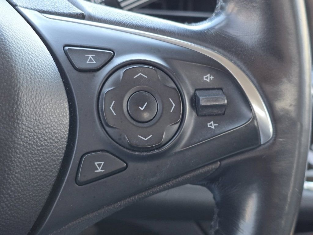 Used 2019 Buick Enclave Essence image 28