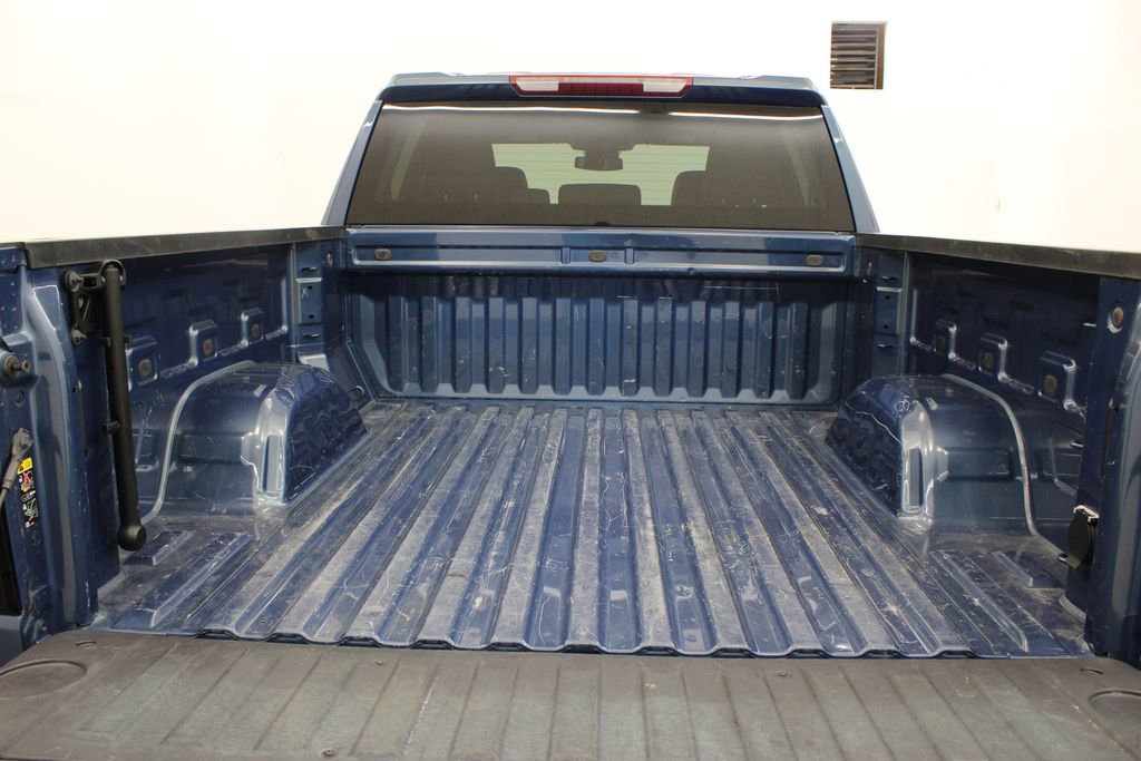 Used 2024 GMC Sierra 1500 SLT AWD/4WD image 28