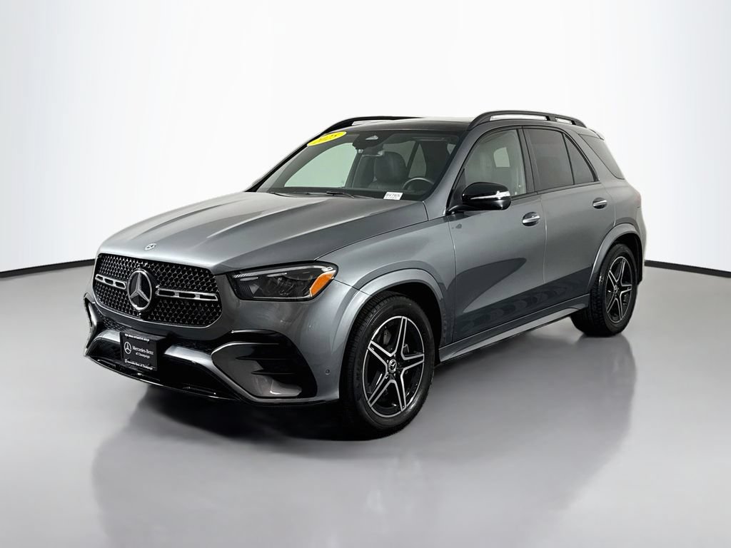 Used 2025 Mercedes-Benz GLE 450 4MATIC image 3