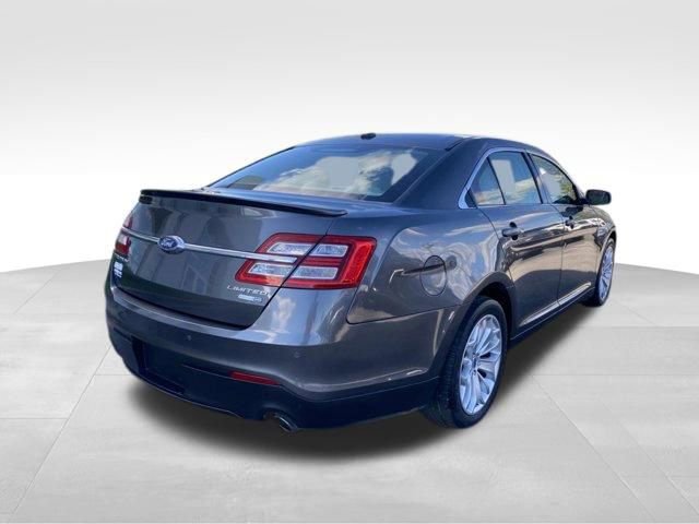 Used 2018 Ford Taurus Limited image 11