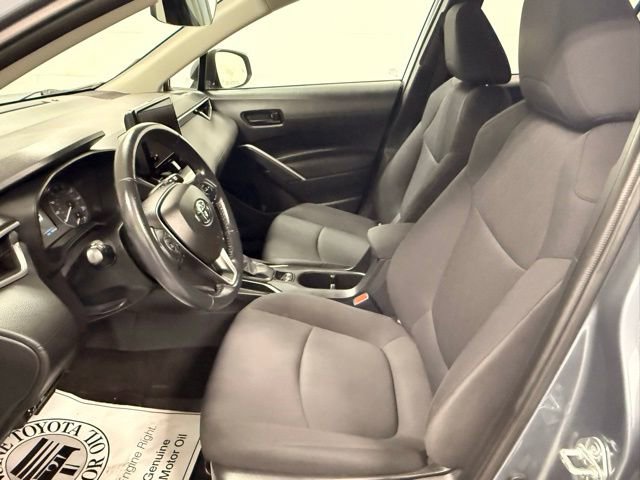 Used 2023 Toyota Corolla Cross LE image 11