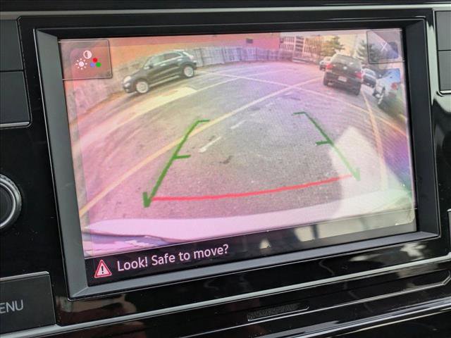 Used 2022 Volkswagen Taos S image 13