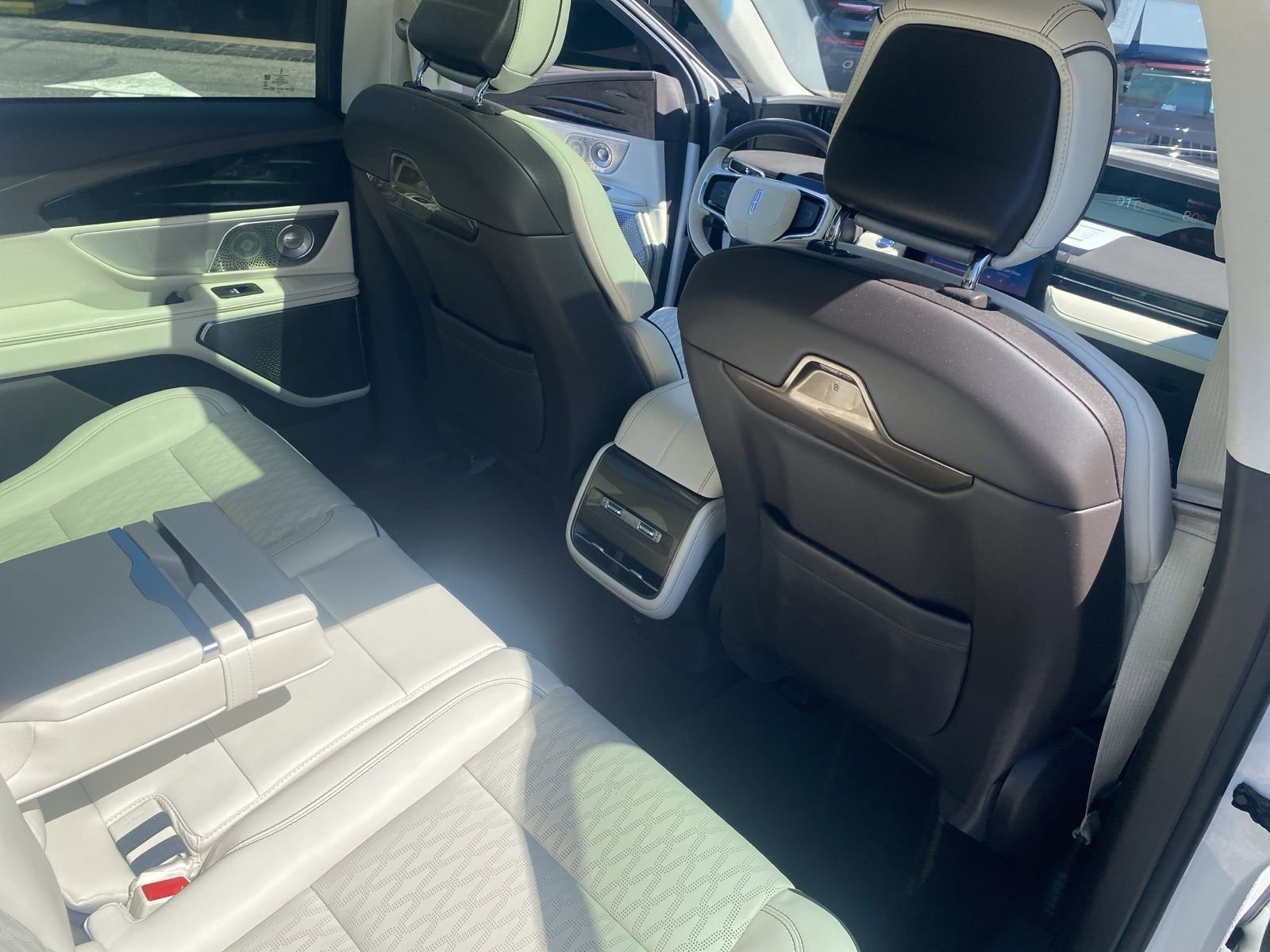 Used 2024 Lincoln Nautilus Black Label image 26