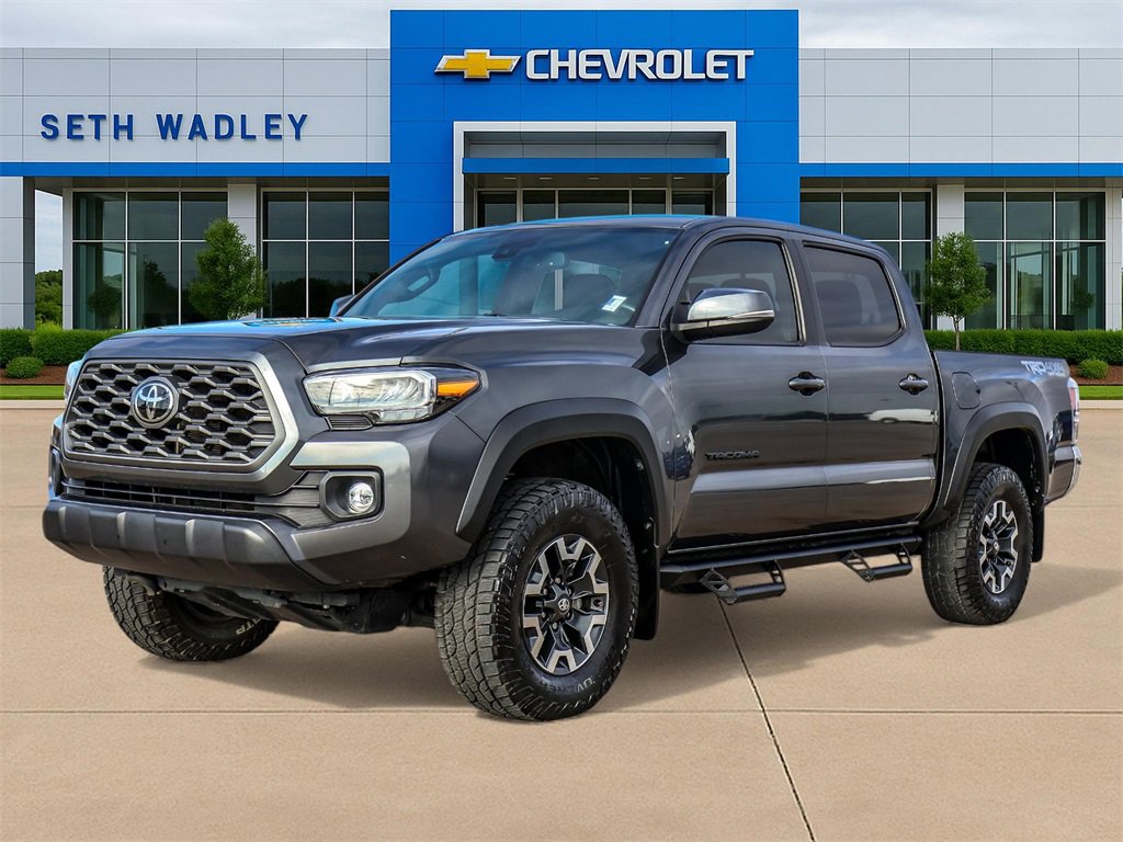 Used 2021 Toyota Tacoma TRD Off-Road image 3