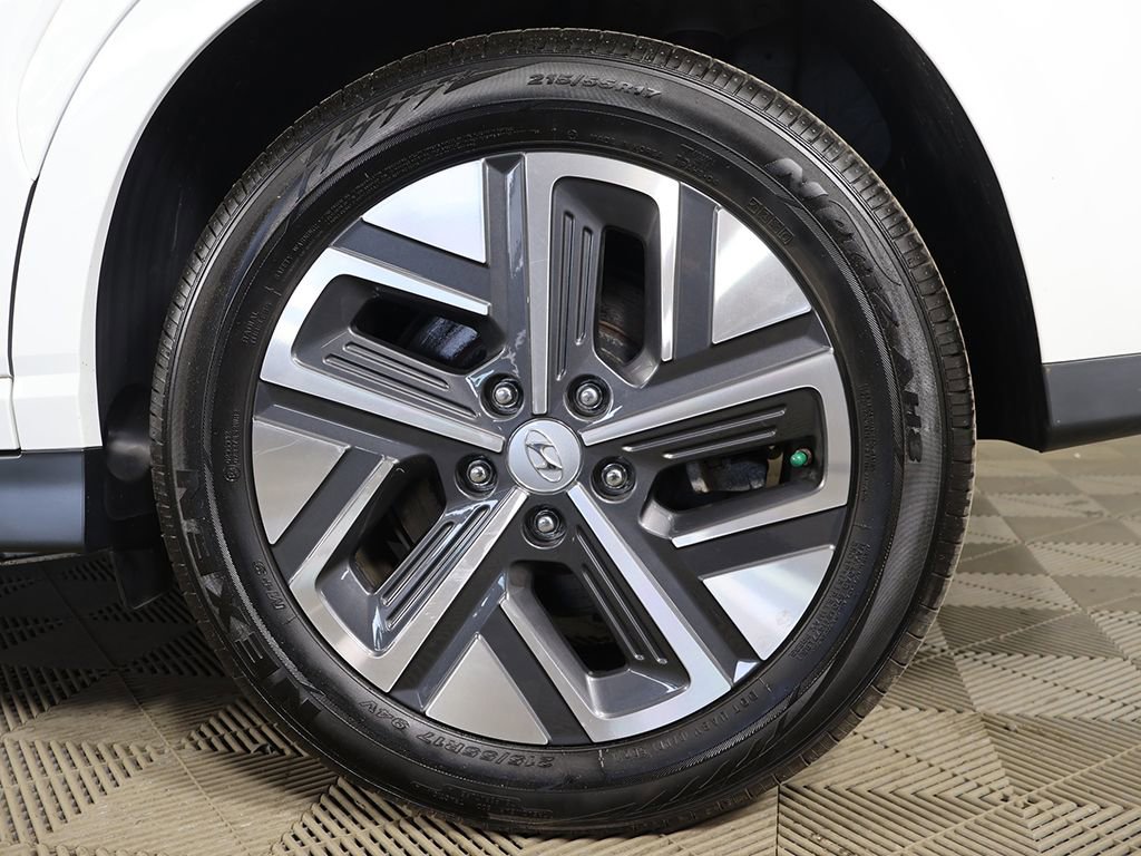 Used 2022 Hyundai Kona Limited FWD image 22