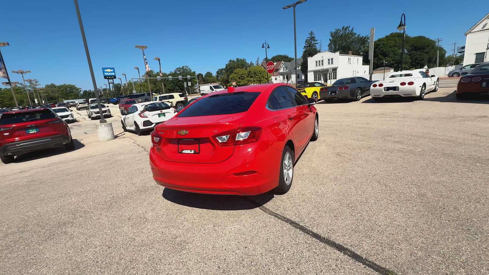 Used 2017 Chevrolet Cruze LT w/ Convenience Package FWD image 7