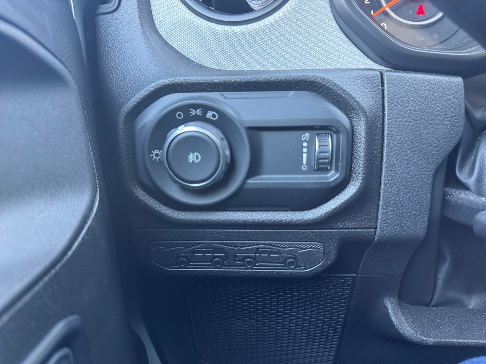 Used 2025 Jeep Wrangler Unlimited Sport AWD/4WD image 29