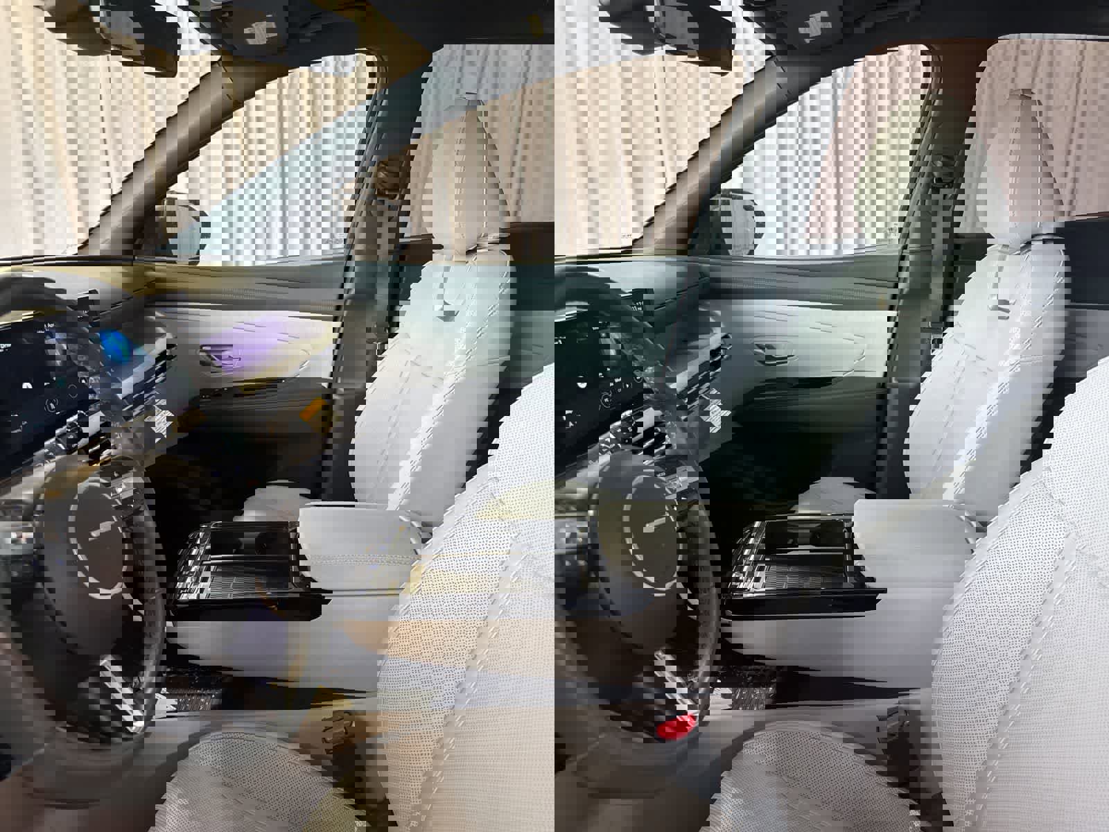 Used 2025 Hyundai Tucson Limited image 19