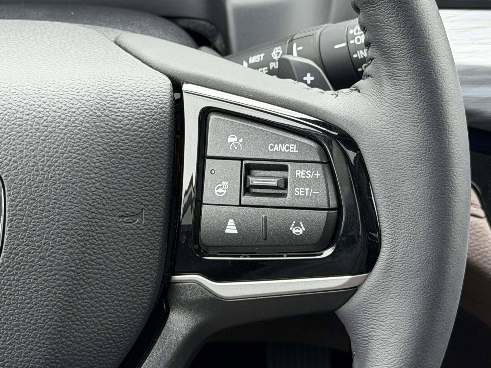 Certified 2026 Honda Odyssey Elite image 16