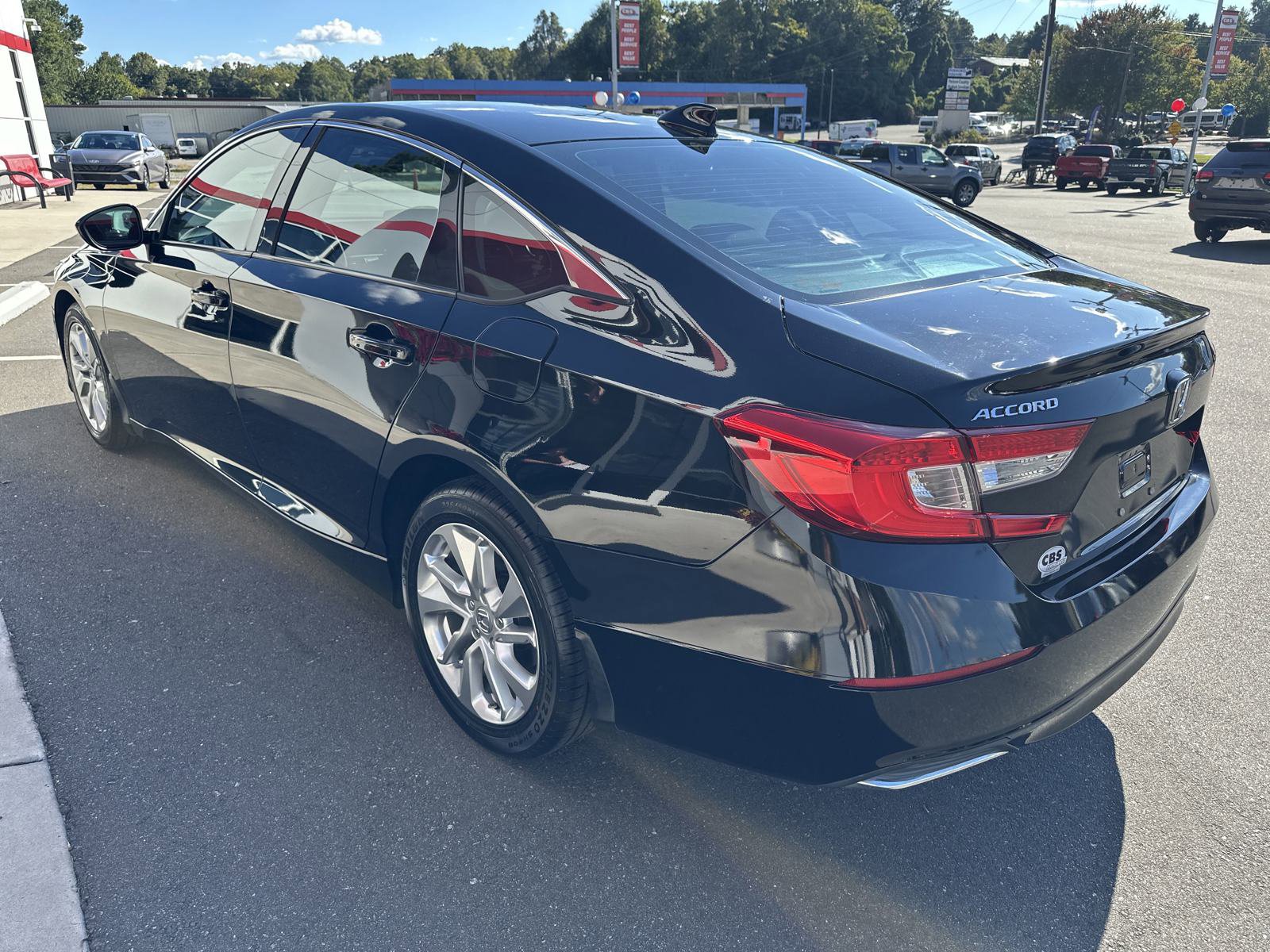 Used 2019 Honda Accord LX image 6