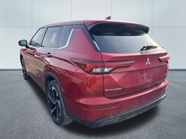 Used 2022 Mitsubishi Outlander ES image 4