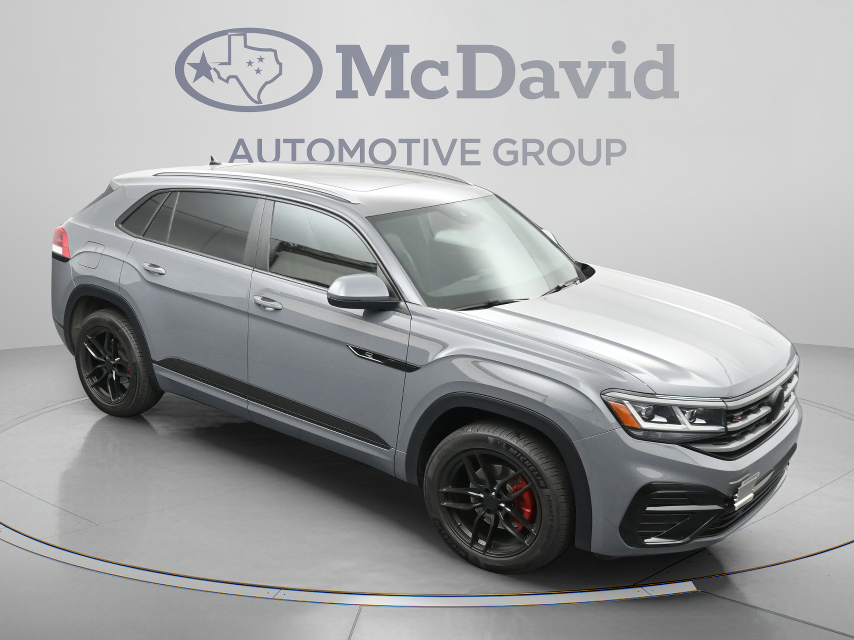 Used 2020 Volkswagen Atlas Cross Sport SEL R-Line FWD image 33