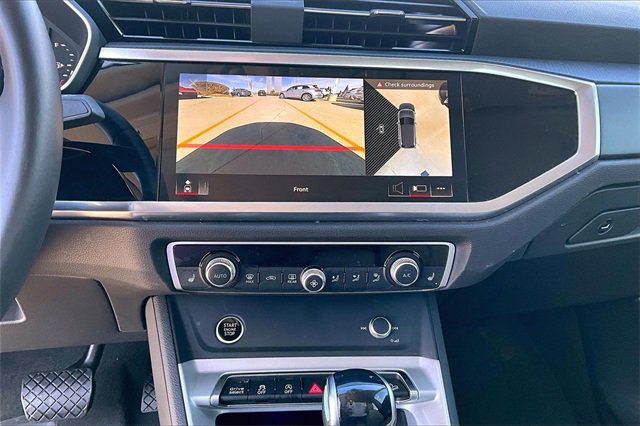 Used 2024 Audi Q3 2.0T Premium Plus w/ Premium Plus Package image 24