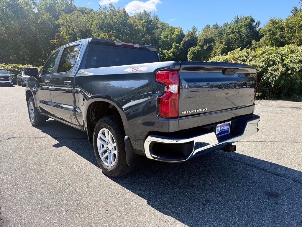 Used 2021 Chevrolet Silverado 1500 LT AWD/4WD image 4