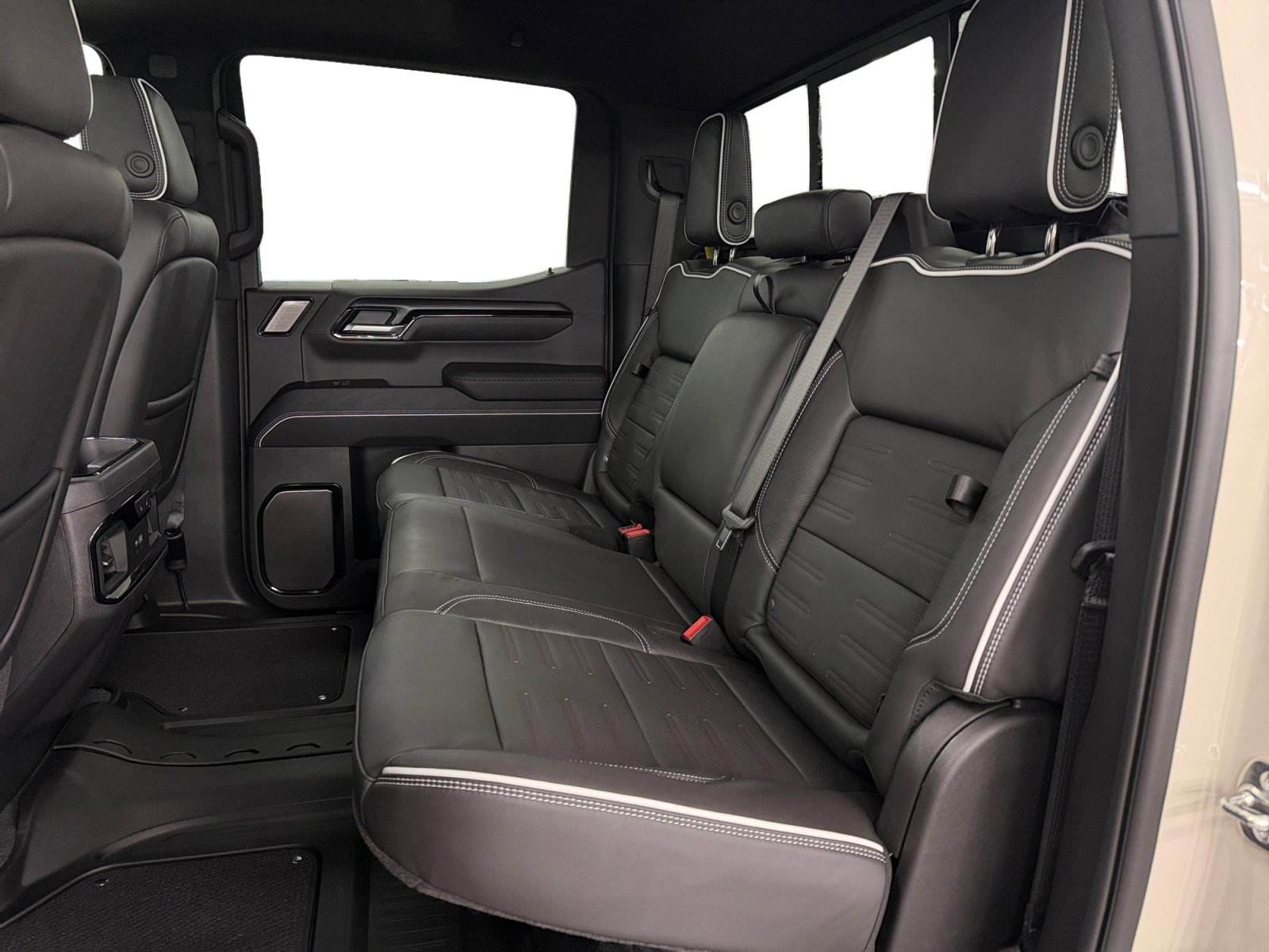 New 2026 GMC Sierra 1500 AT4X image 10