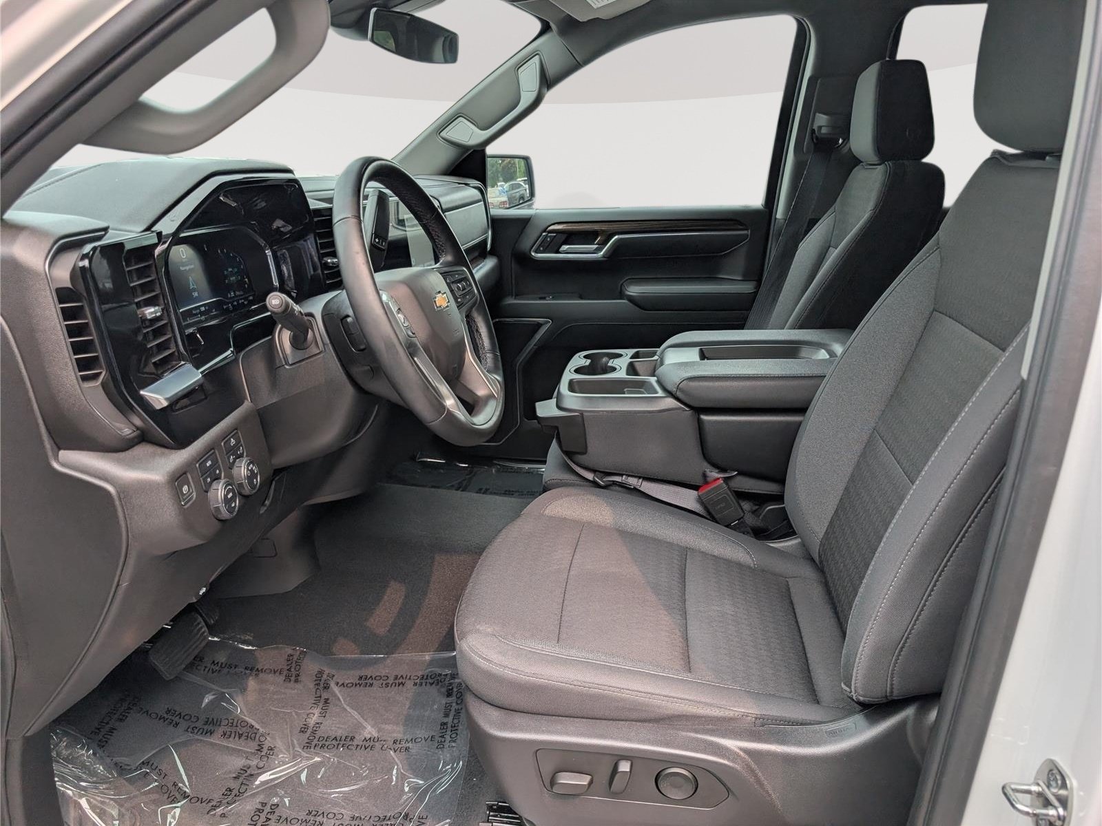Used 2023 Chevrolet Silverado 1500 LT AWD/4WD image 15