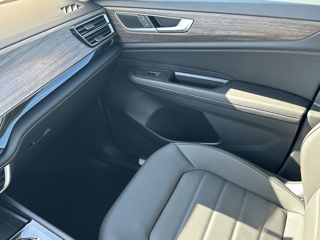 New 2026 Volkswagen Atlas SEL image 28