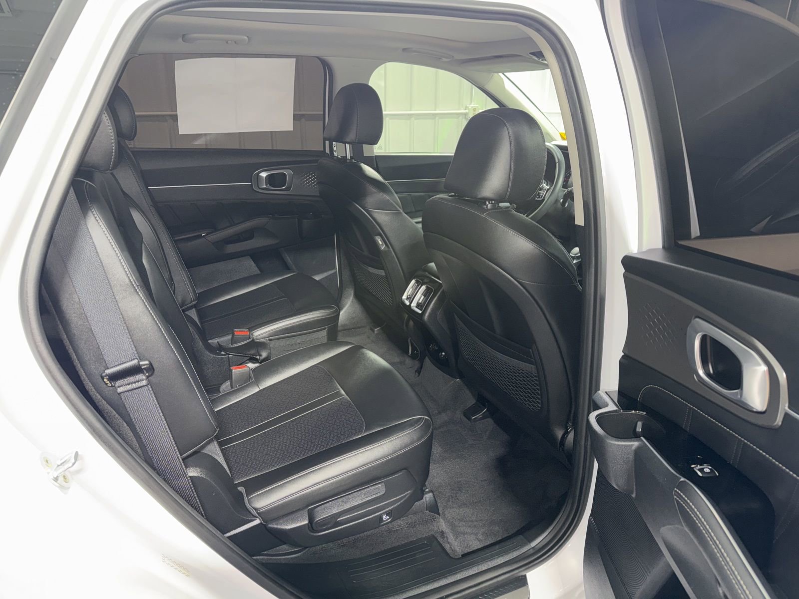 Used 2022 Kia Sorento SX FWD image 13