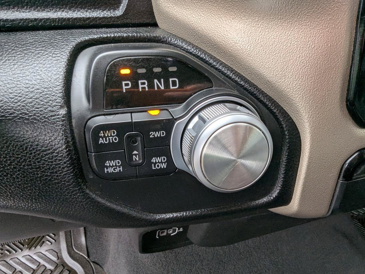 Used 2019 RAM 1500 Laramie AWD/4WD image 19