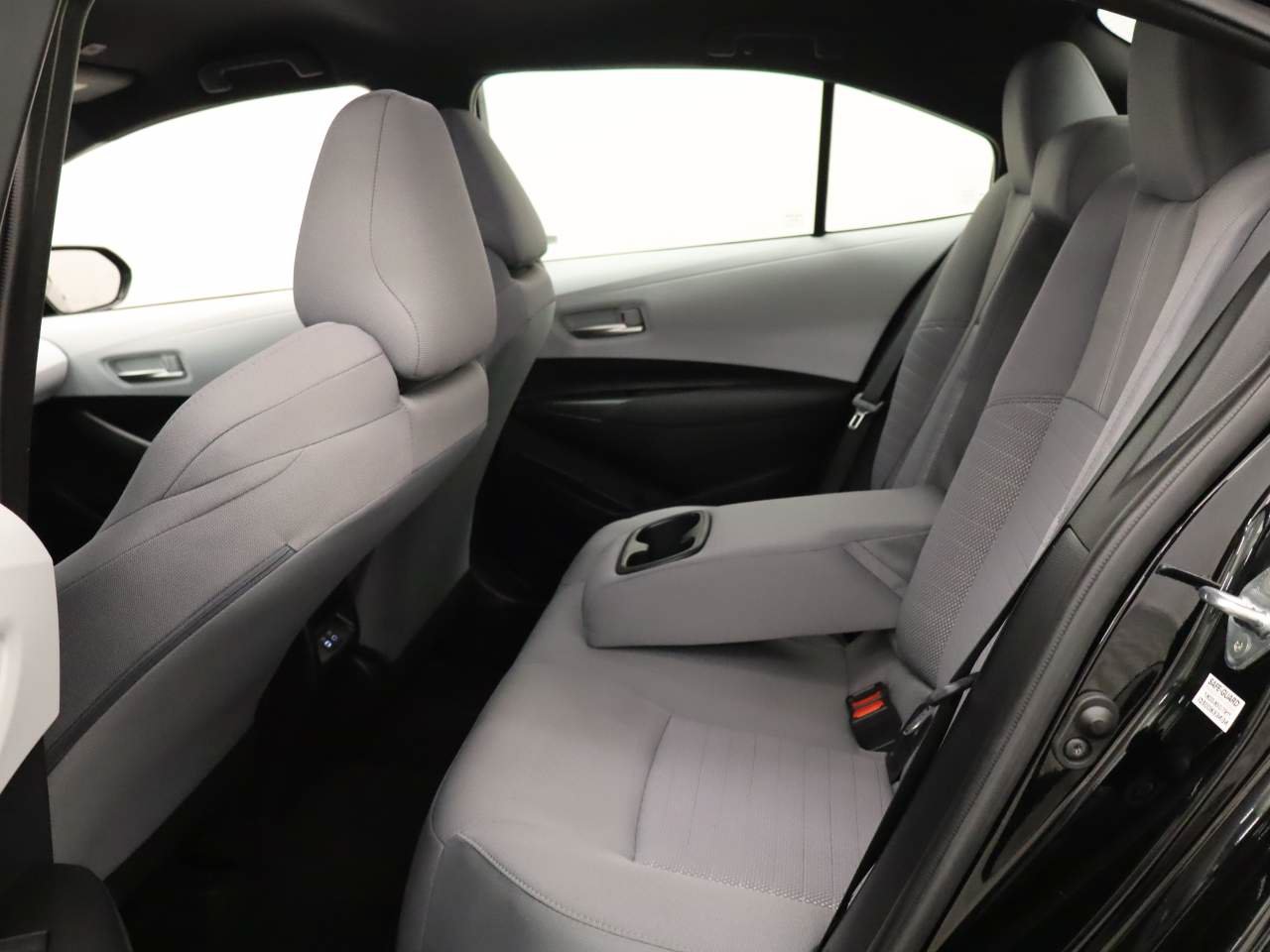 Used 2026 Toyota Corolla SE FWD image 17